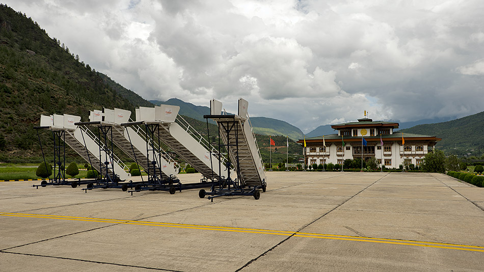 Album,Bhutan,Paro,Airport,2,shafir,photo,image