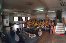Journal / Thailand / Bangkock / Golden Mount / Prayer