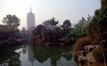 Album / China / Suzhou / Light Pagoda
