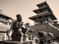 Album / Nepal / Kathmandu / Durbar square / Garuda Statue 1