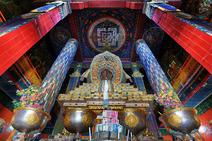 Album / Tibet / Shigatse / Tashilhunpo Monastery / The Great Courtyard / The Great Courtyard 1