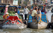 Album / Vietnam / Mekong delta / Cai Be Floating Market 2