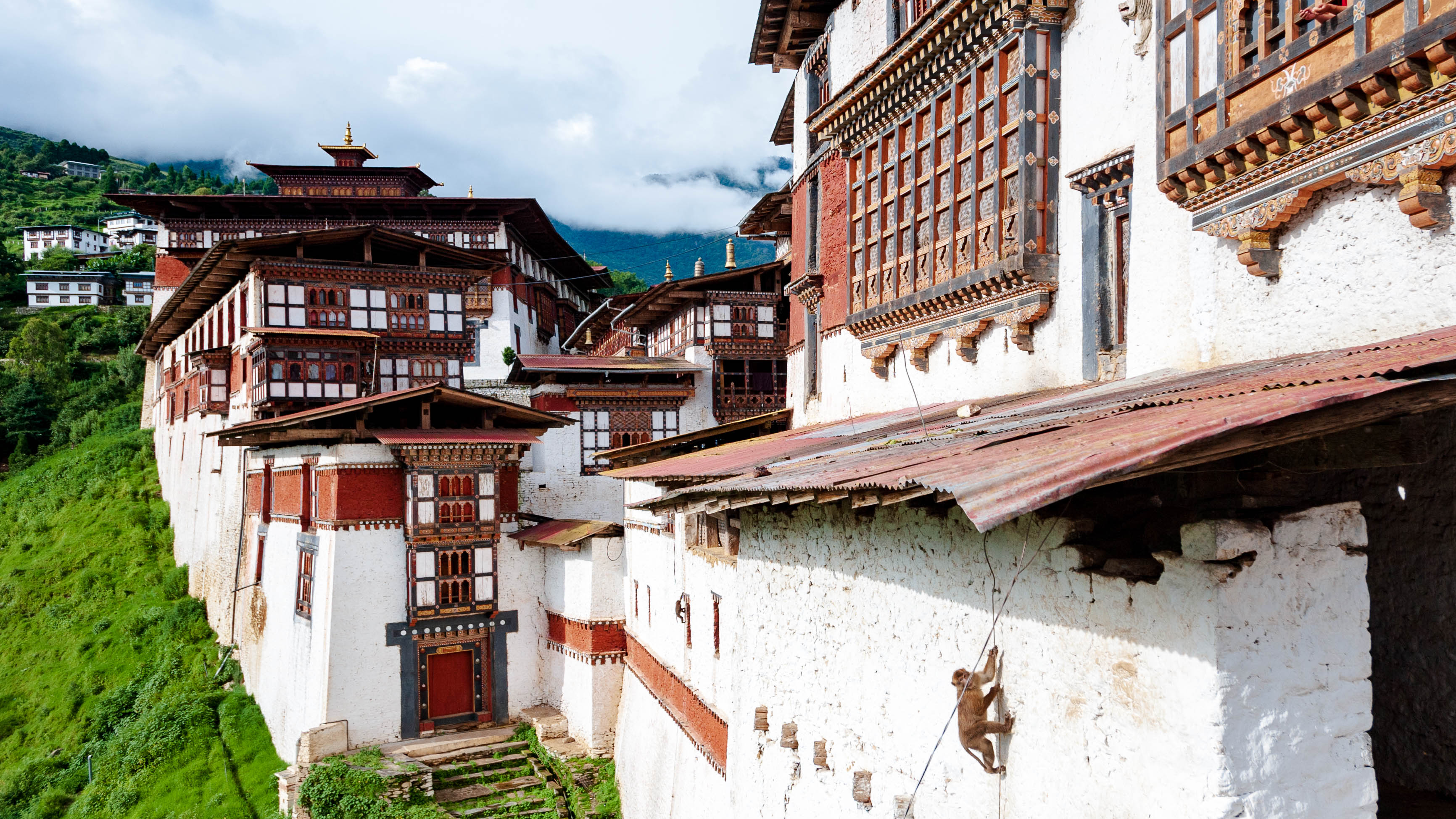 Bhutan — Trongsa District — architecture
