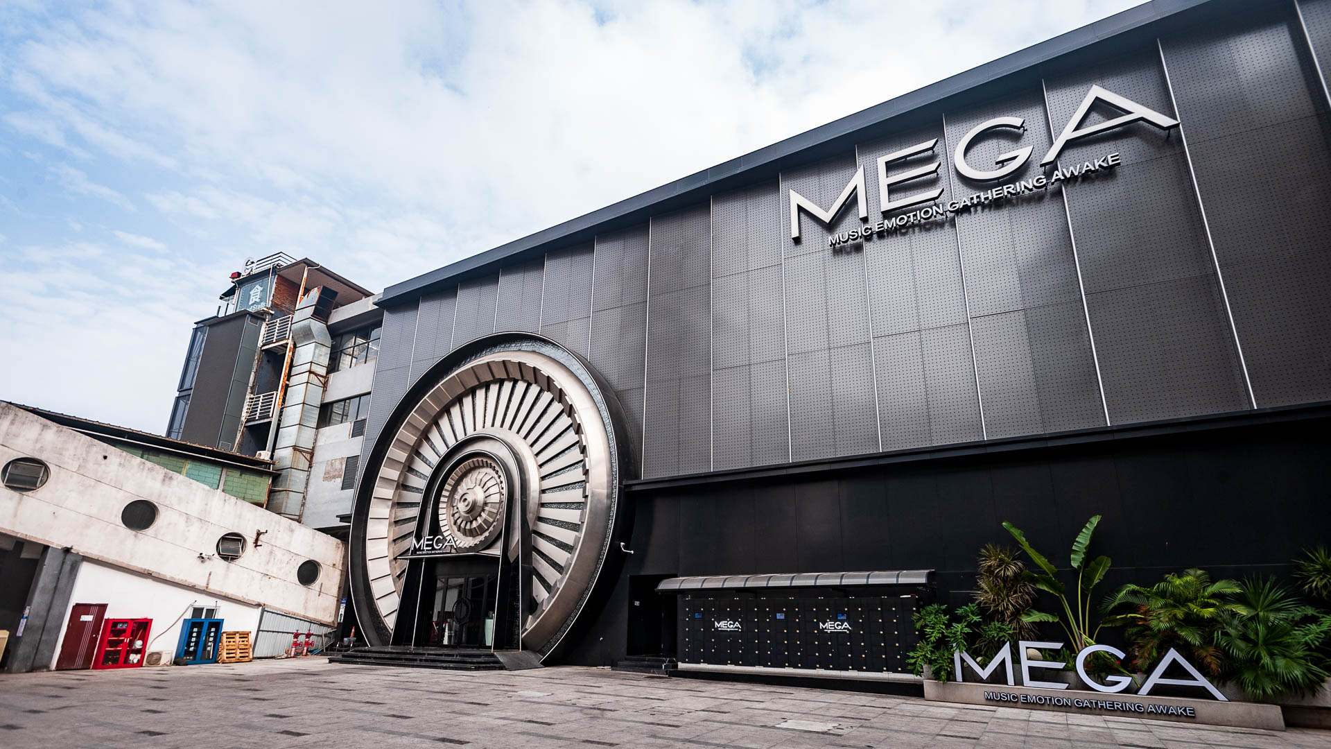 China — Guangzhou — architecture