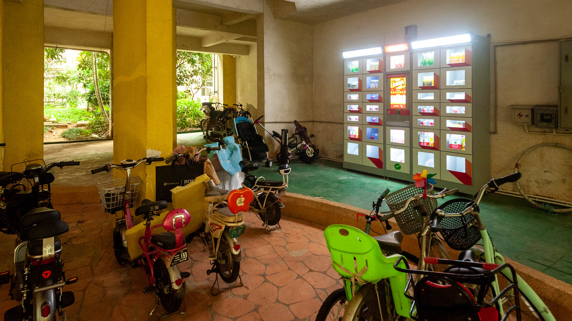 China — Guangdong, Guangzhou — urban