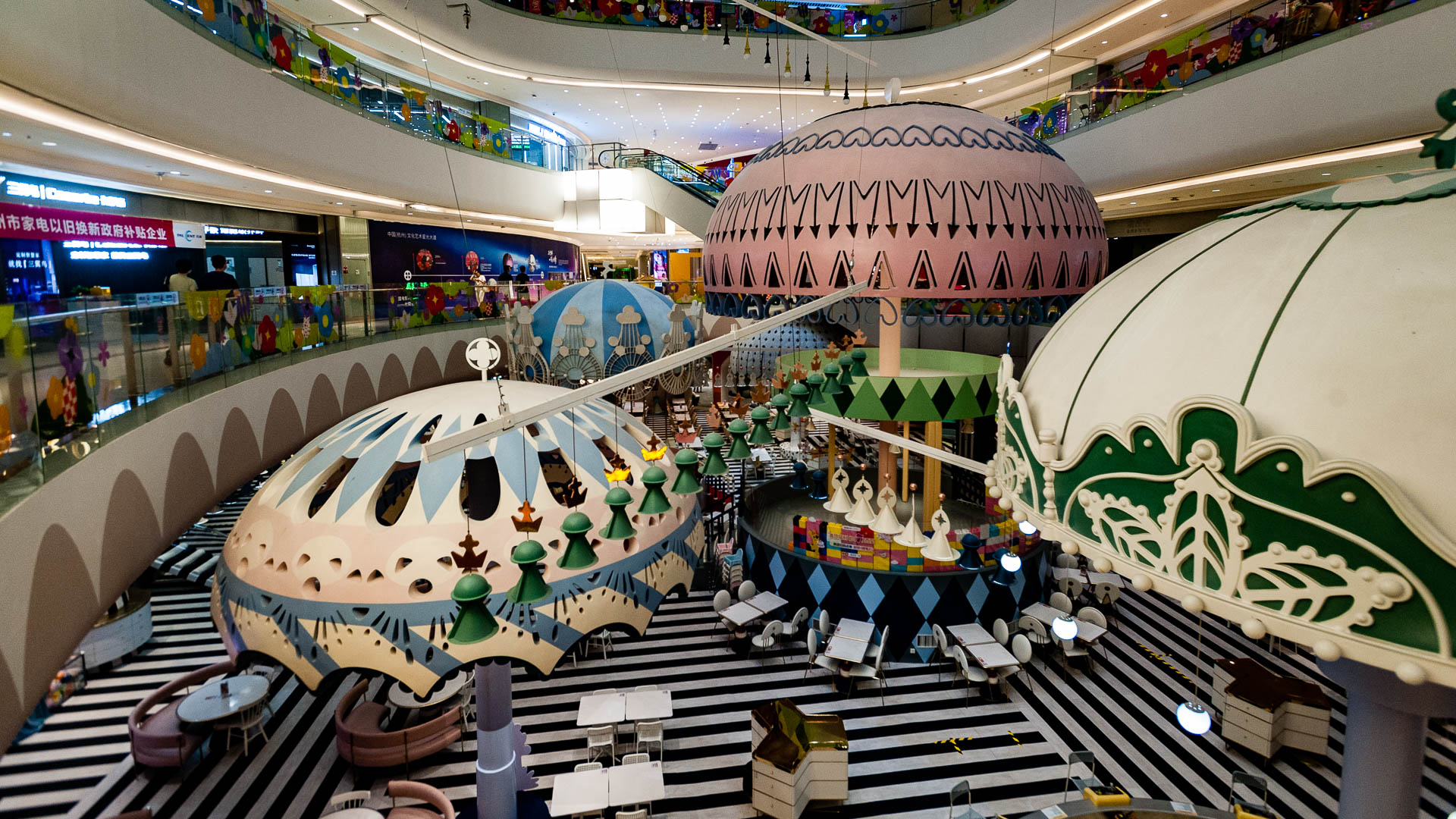 China — Hangzhou — architecture