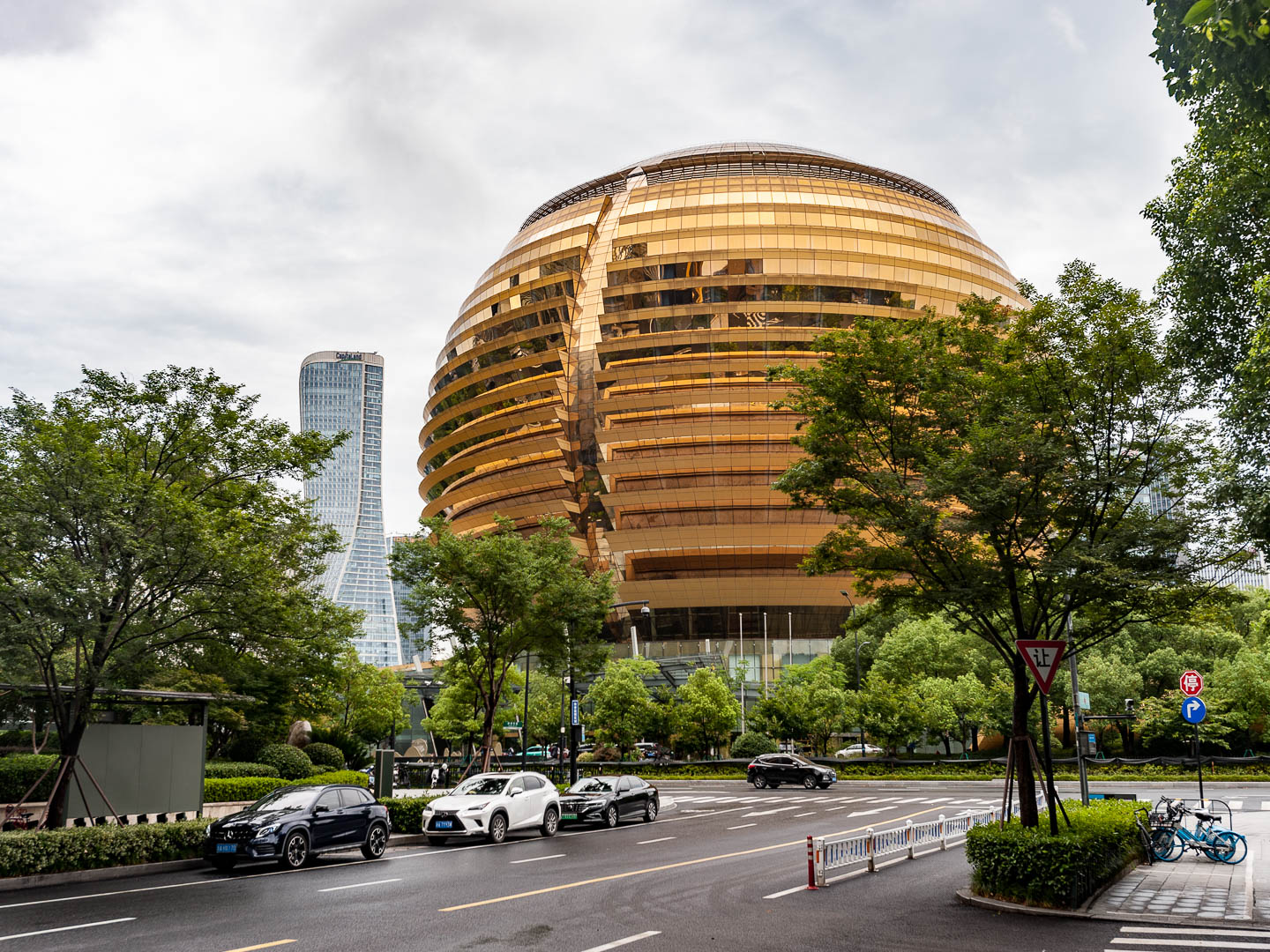 China — Hangzhou, Zhejiang Province — architecture