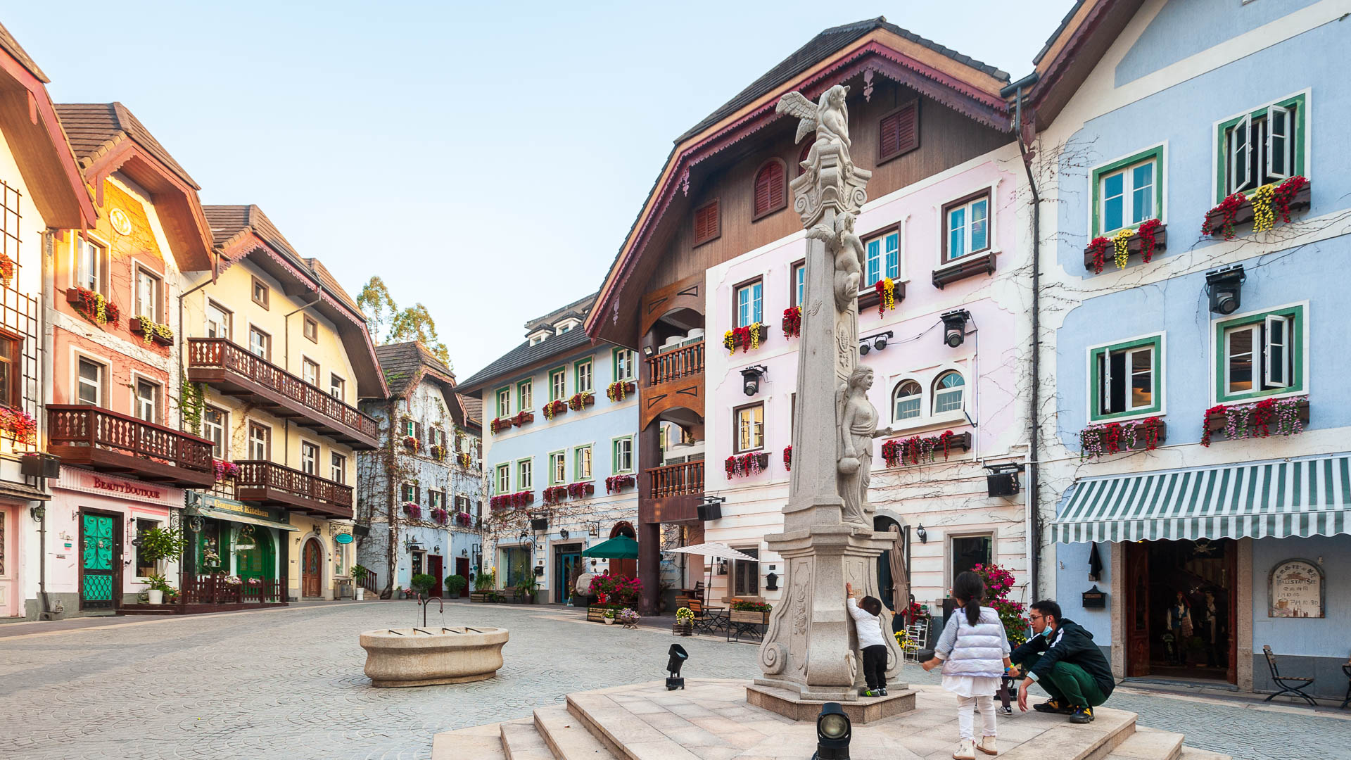 China — Guangdong, Huizhou — architecture