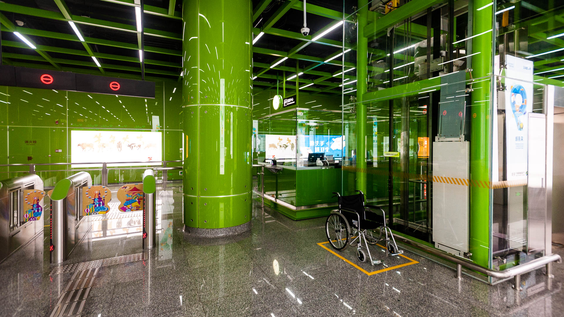 China — Zhejiang, Ningbo — architecture