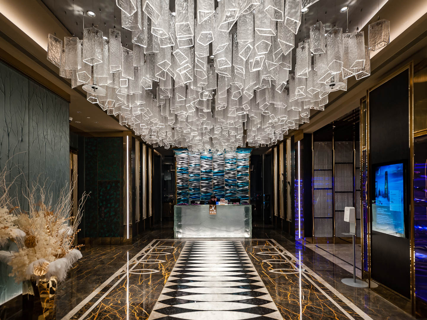 China — Shanghai — architecture