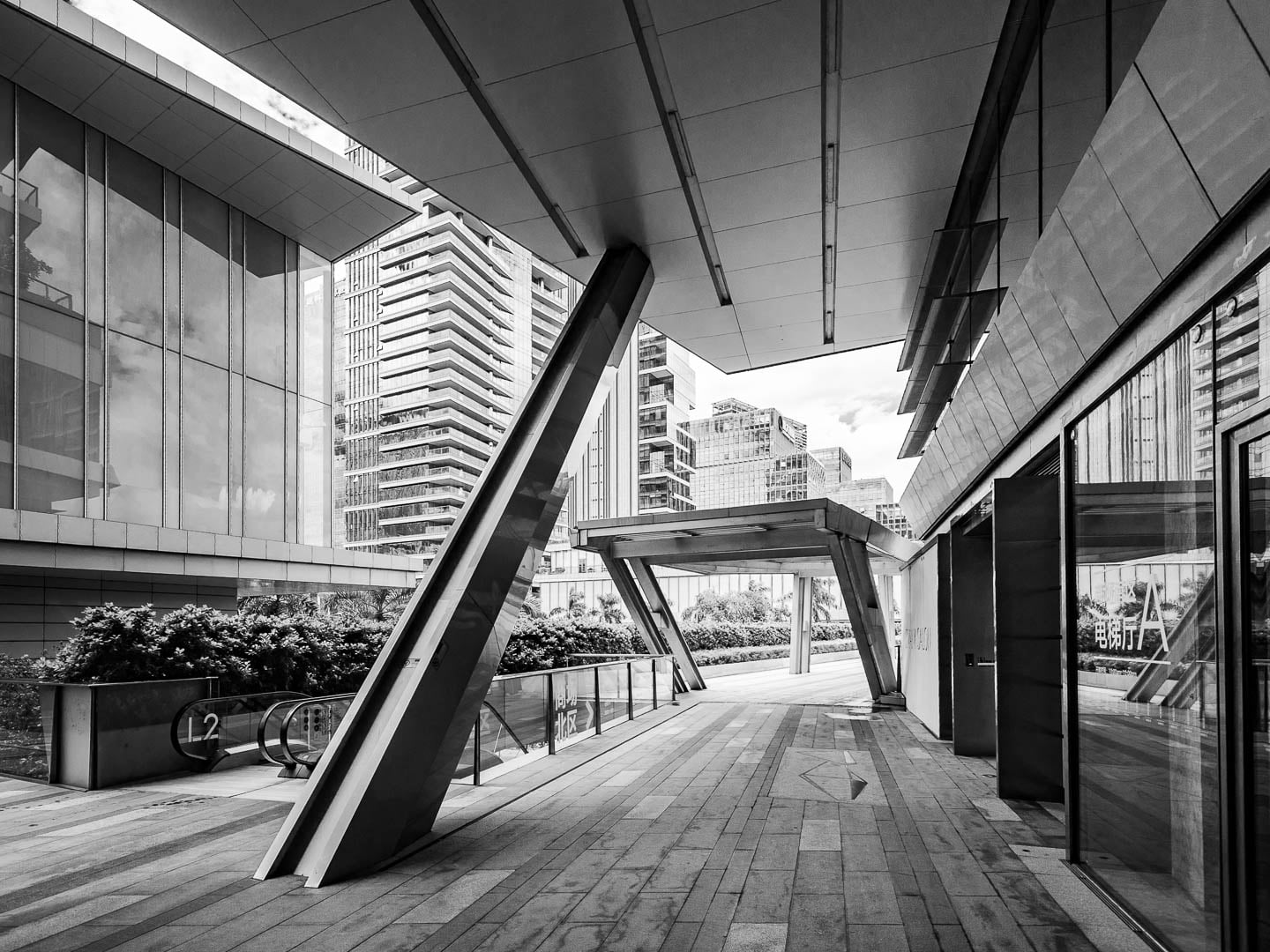 China — Guangdong, Shenzhen — architecture