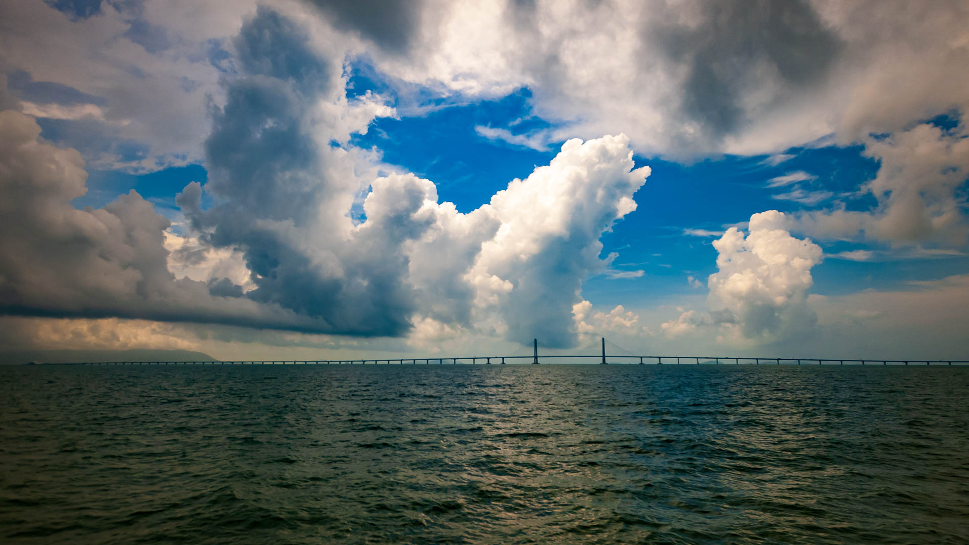 China — Shenzhen Bay, Guangdong Province — landscape