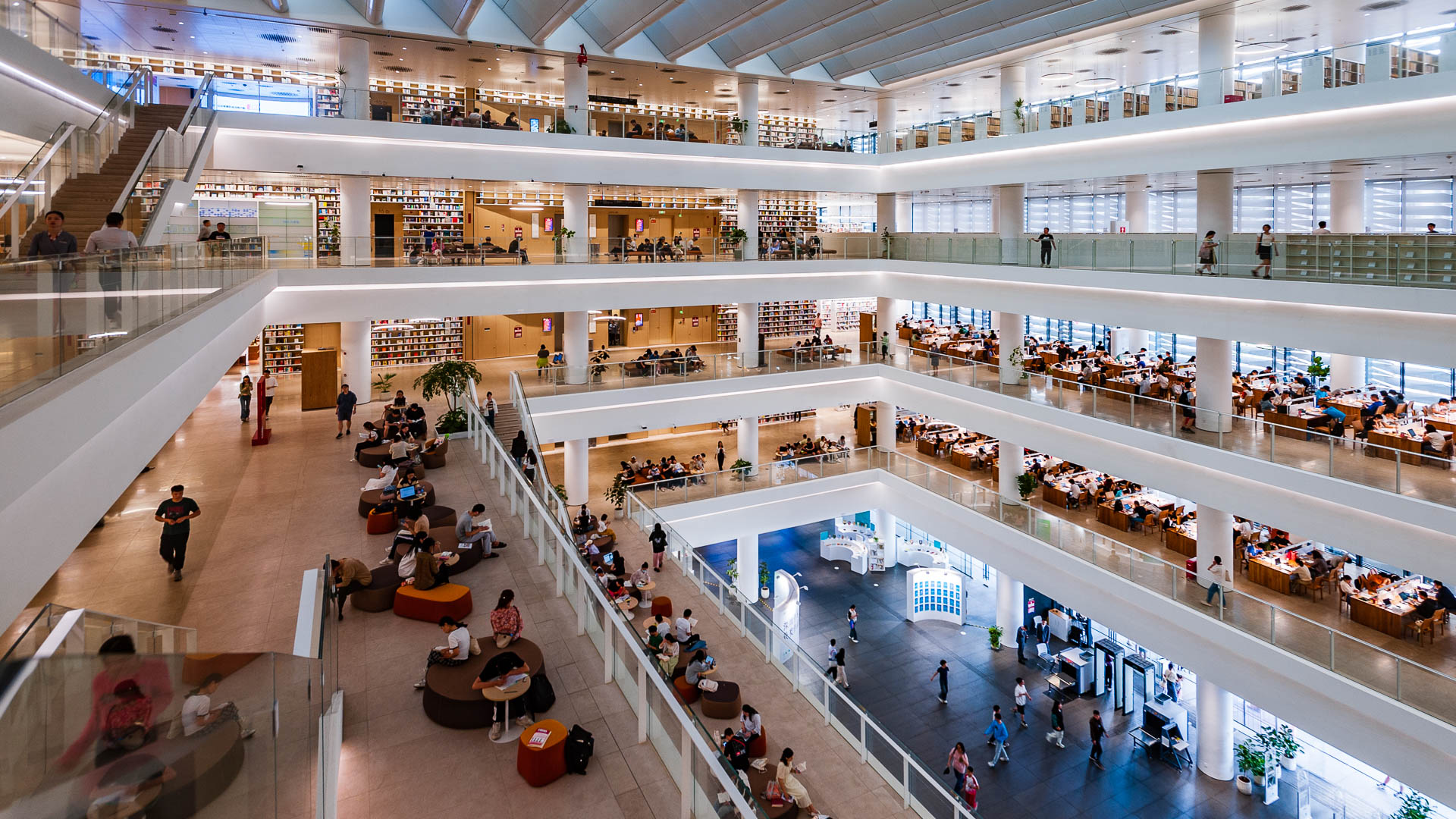 China — Shenzhen, Guangdong Province — architecture