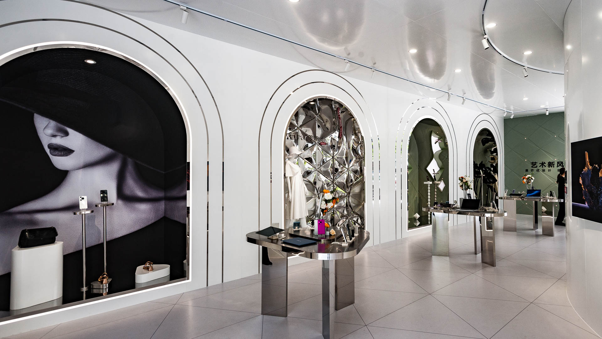 China — Shenzhen — architecture