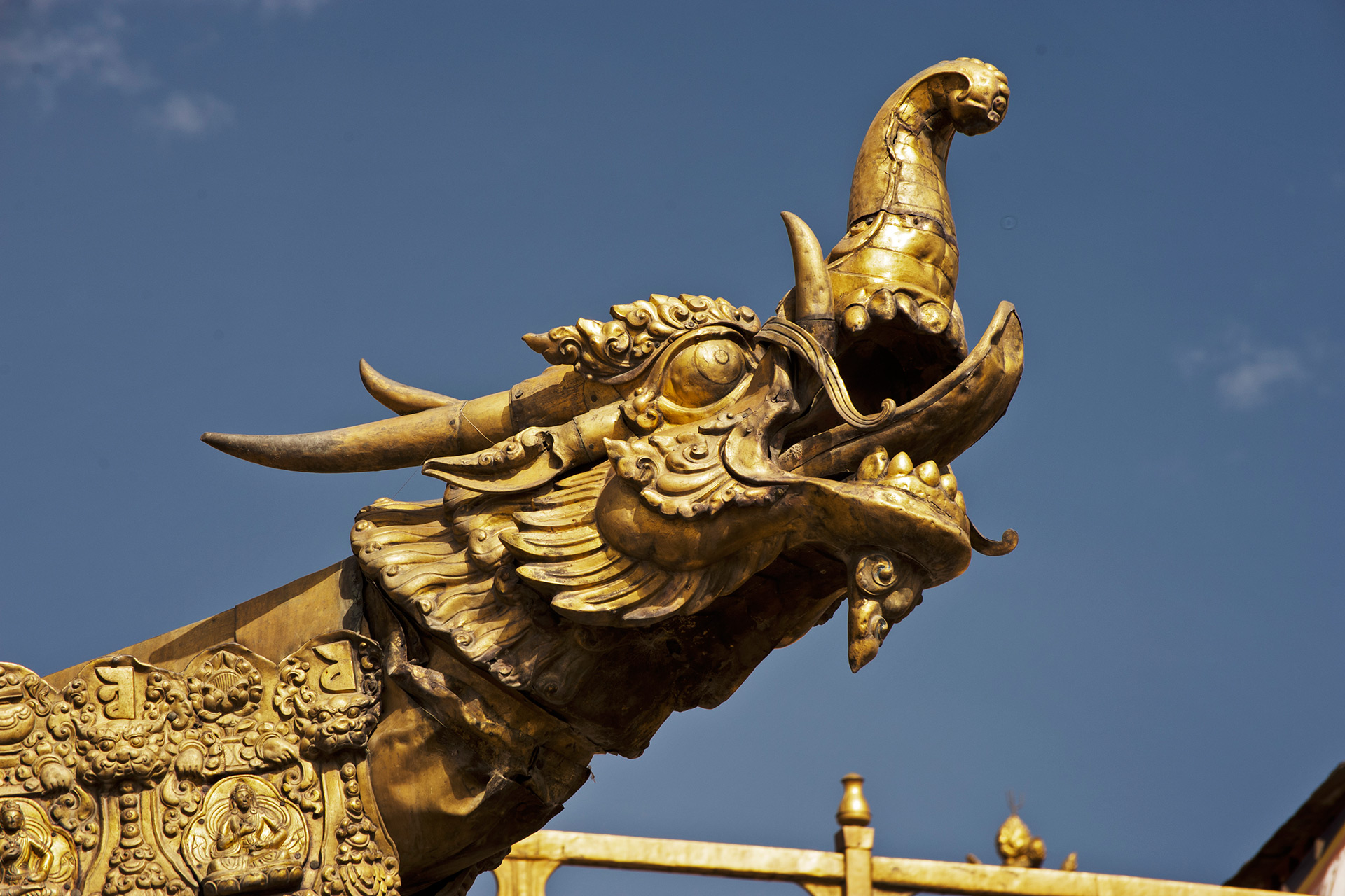 China — Tibet Autonomous Region — architecture