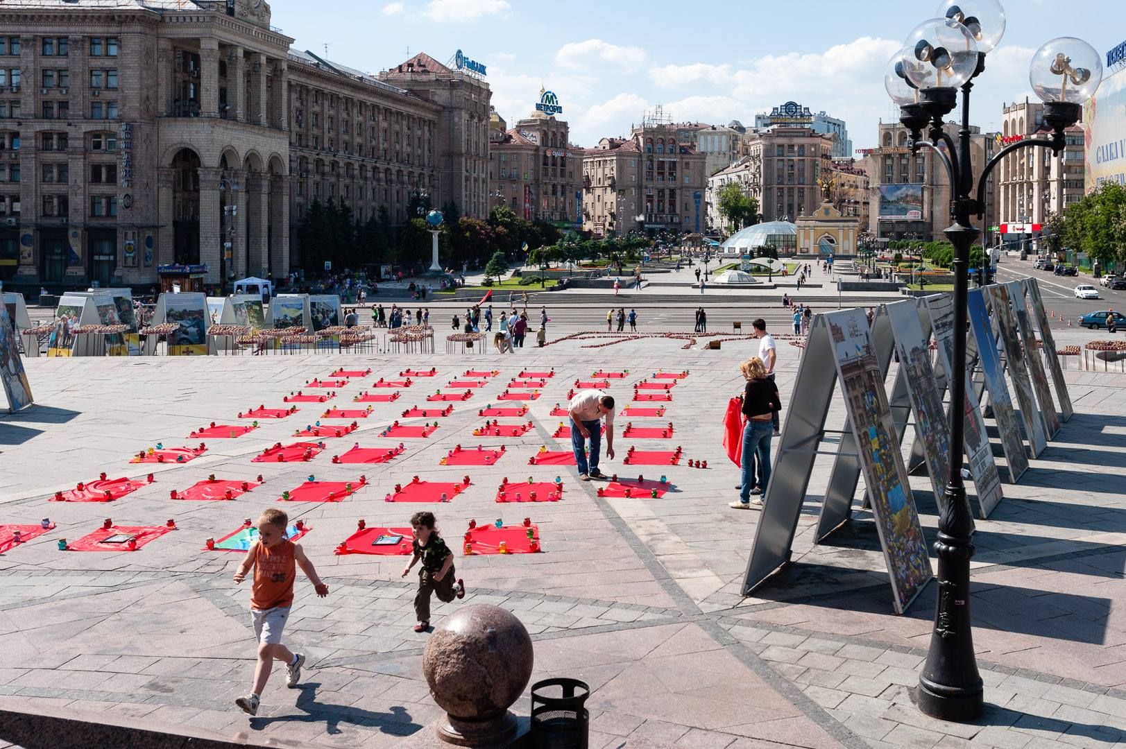Ukraine — Kyiv, Maidan Nezalezhnosti (Independence Square) — urban