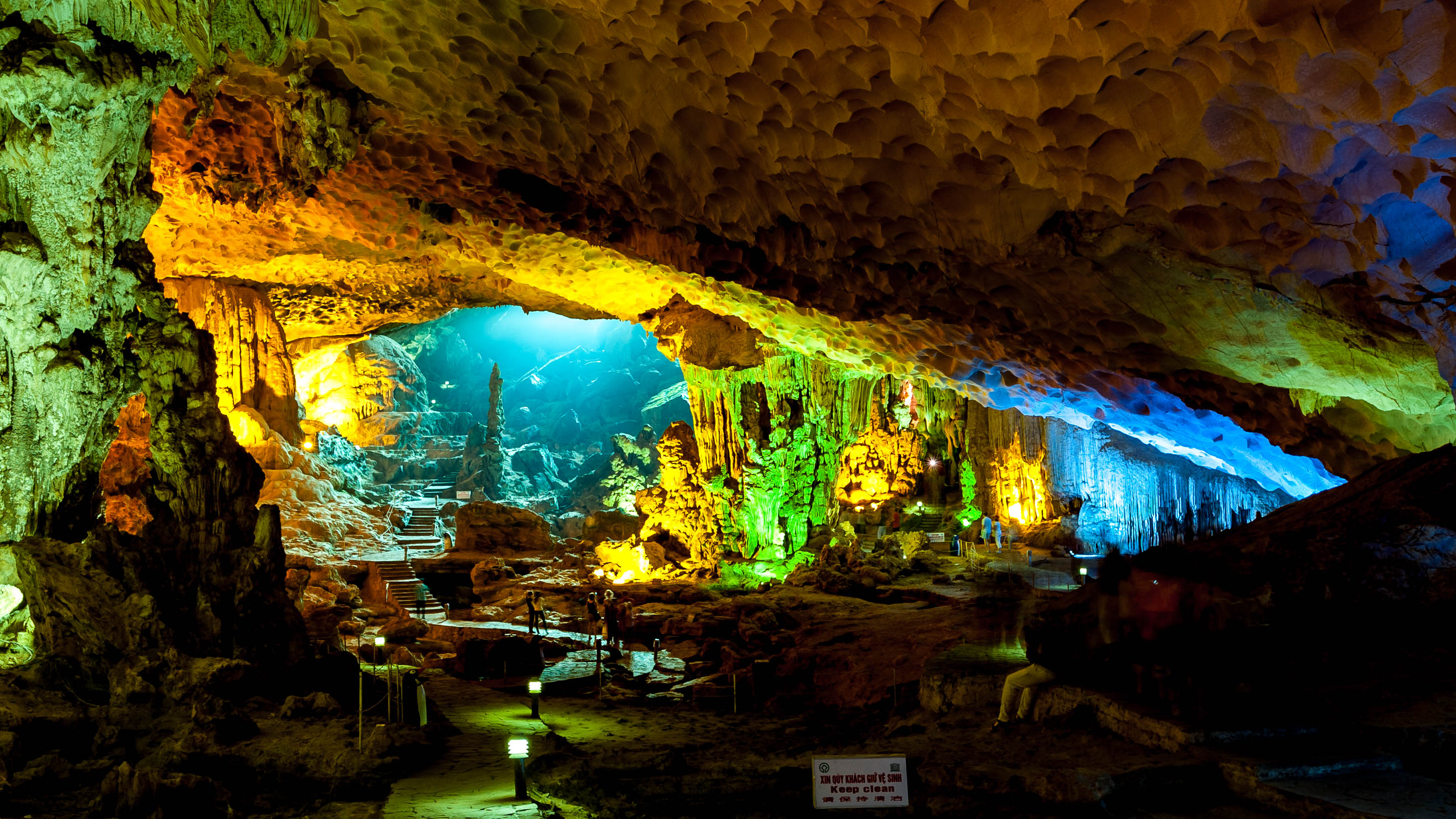 Vietnam — Quảng Ninh Province, Hạ Long Bay — landscape