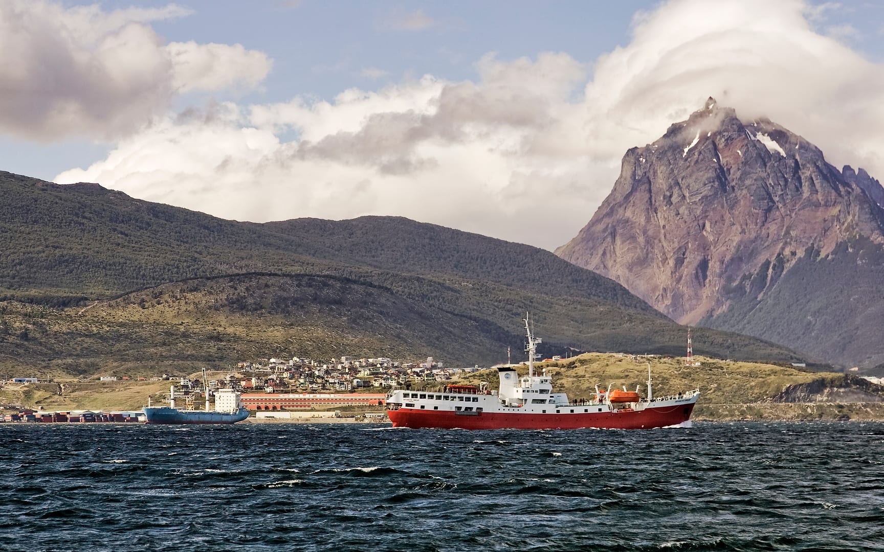 Argentina — Ushuaia — landscape