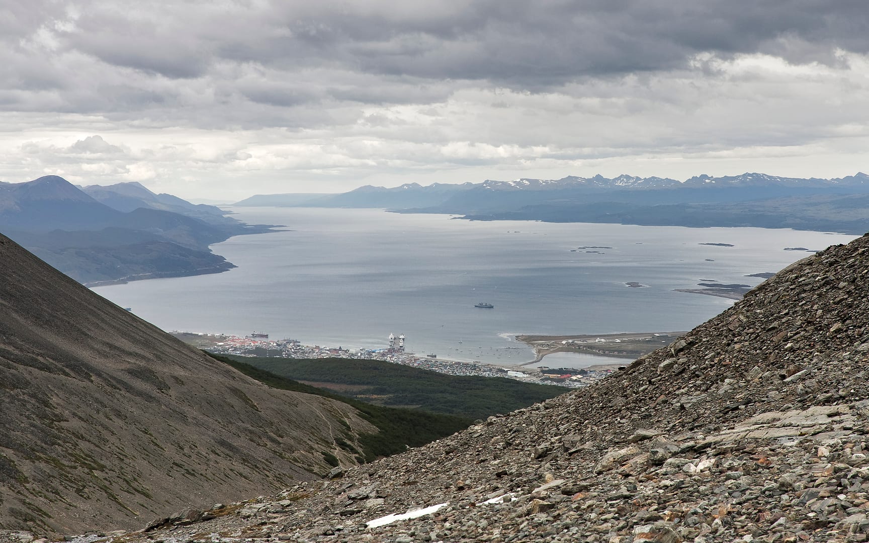 Argentina — Ushuaia — landscape