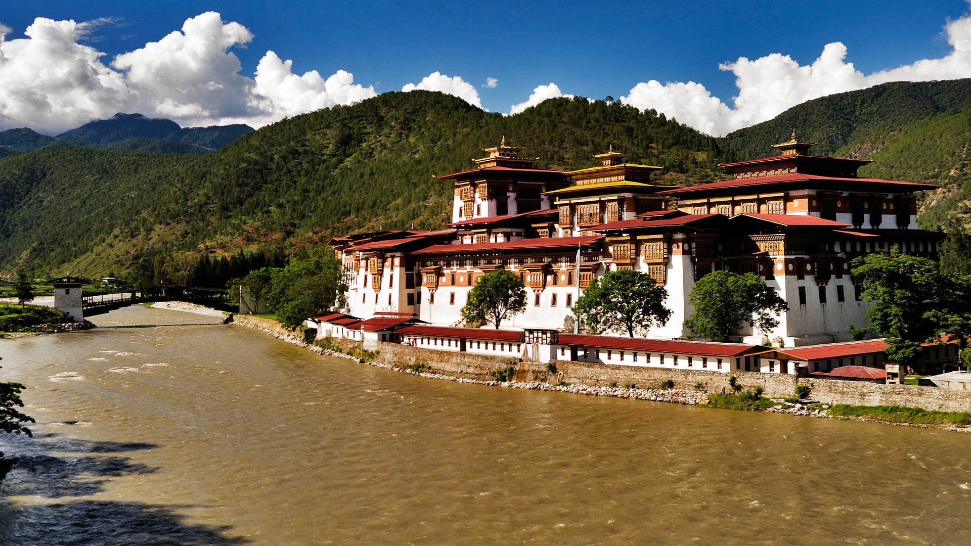 Bhutan — Punakha — architecture