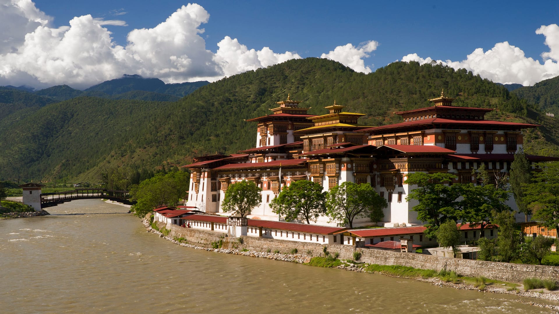 Bhutan — Punakha — architecture