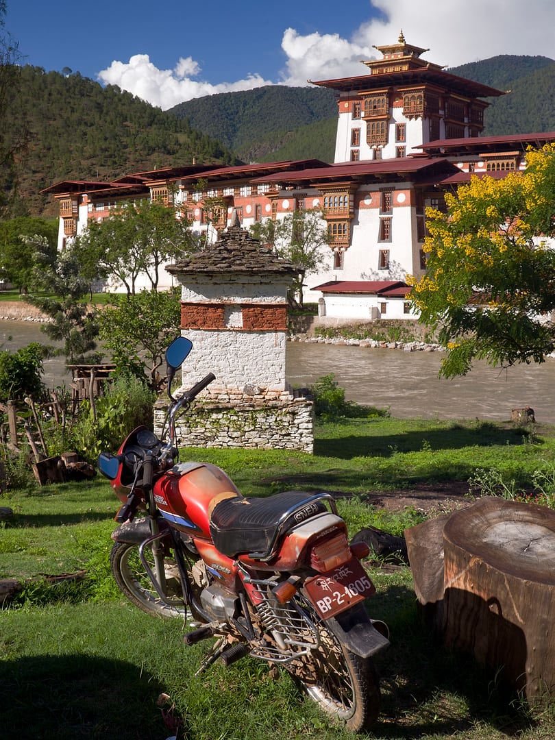 Bhutan — Punakha — architecture