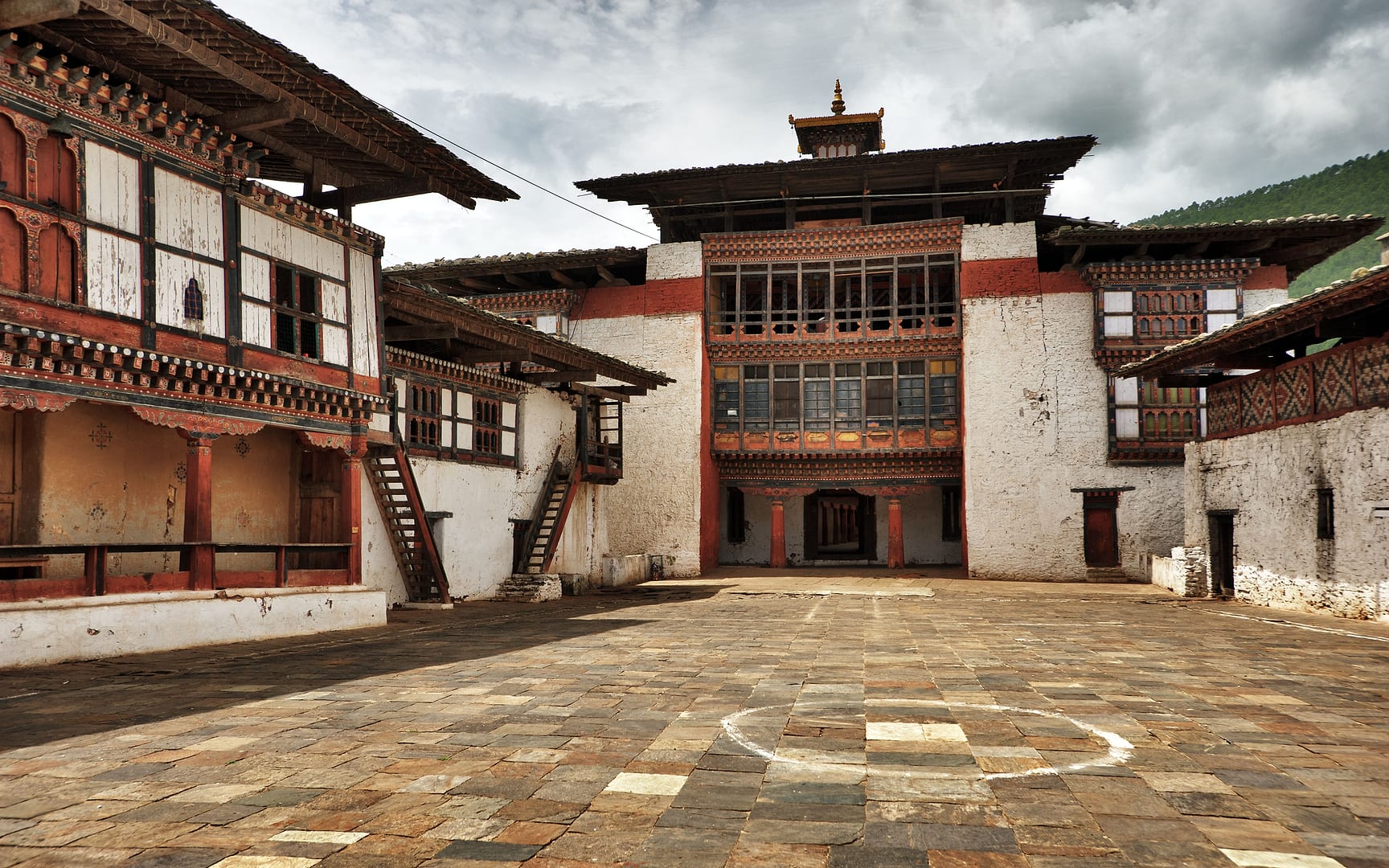 Bhutan — Bhutan — architecture
