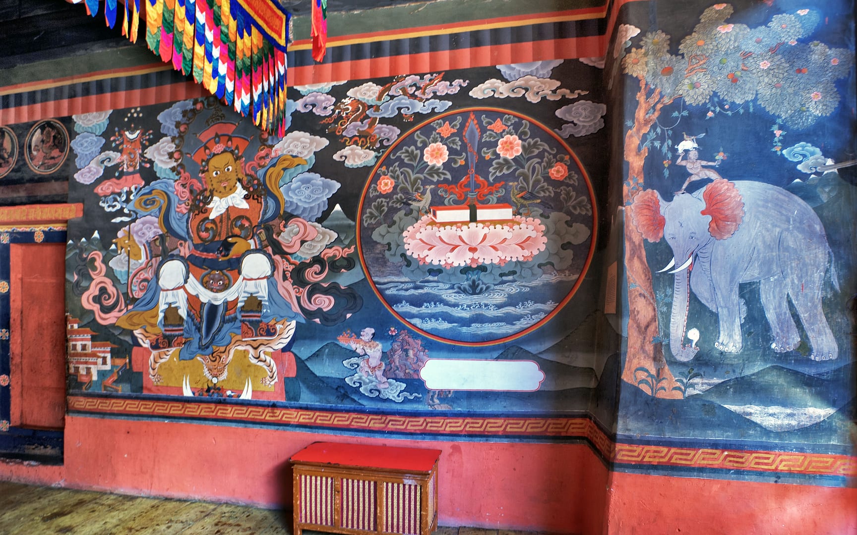 Bhutan — Bhutan — architecture