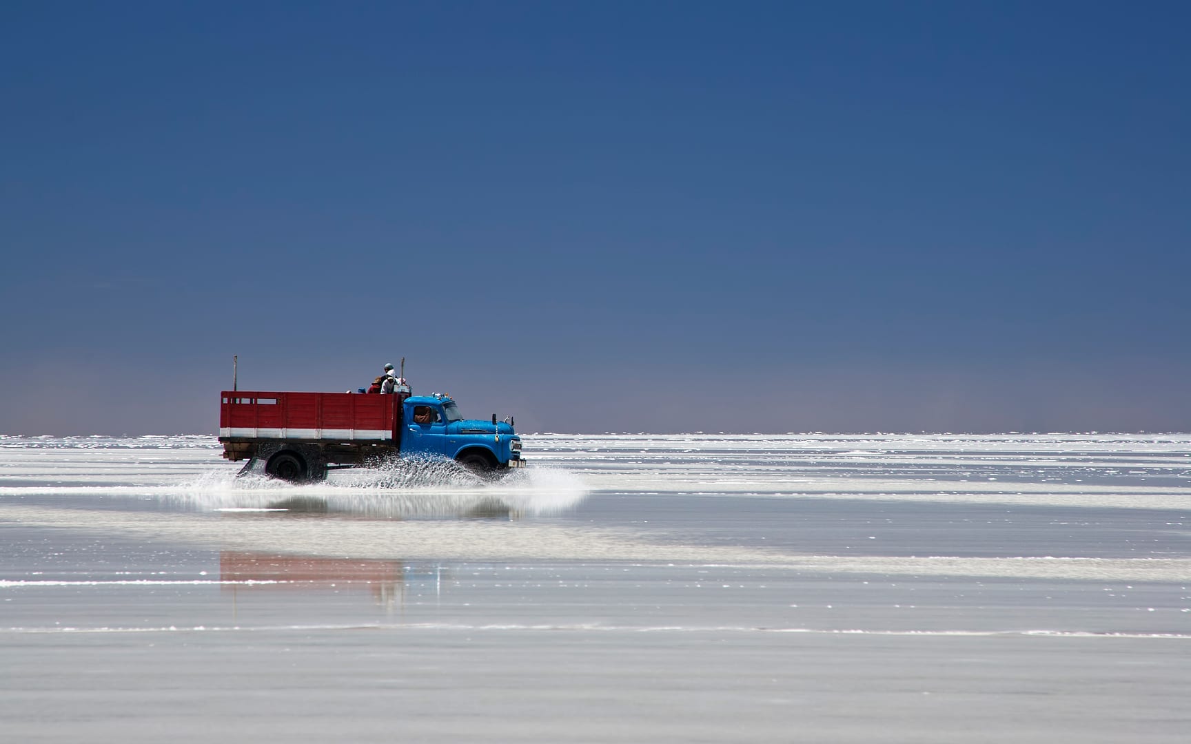 Bolivia — Salar de Uyuni — landscape