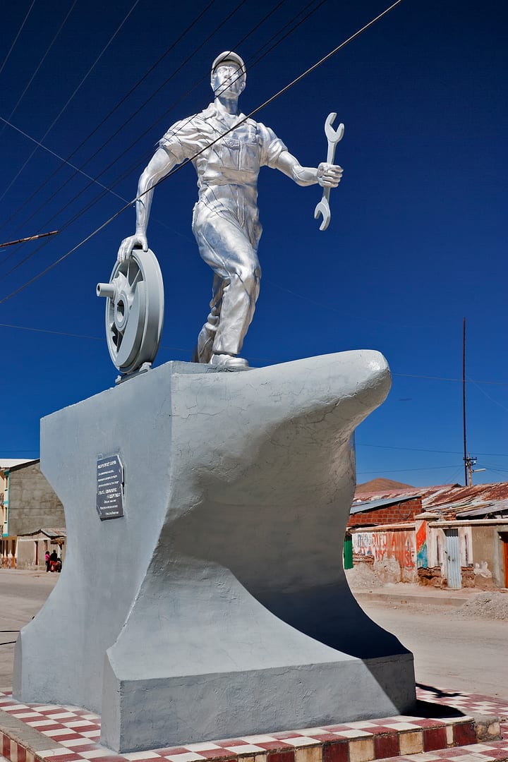 Bolivia — Uyuni — urban