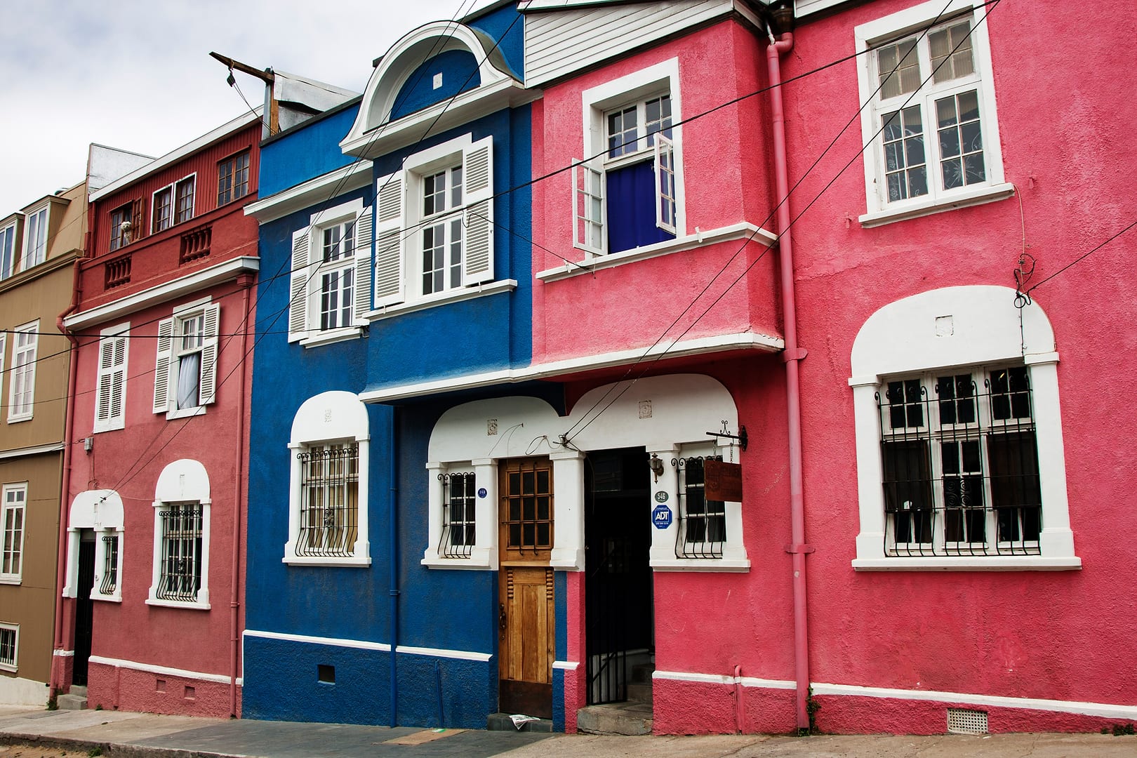 Chile — Valparaiso — architecture