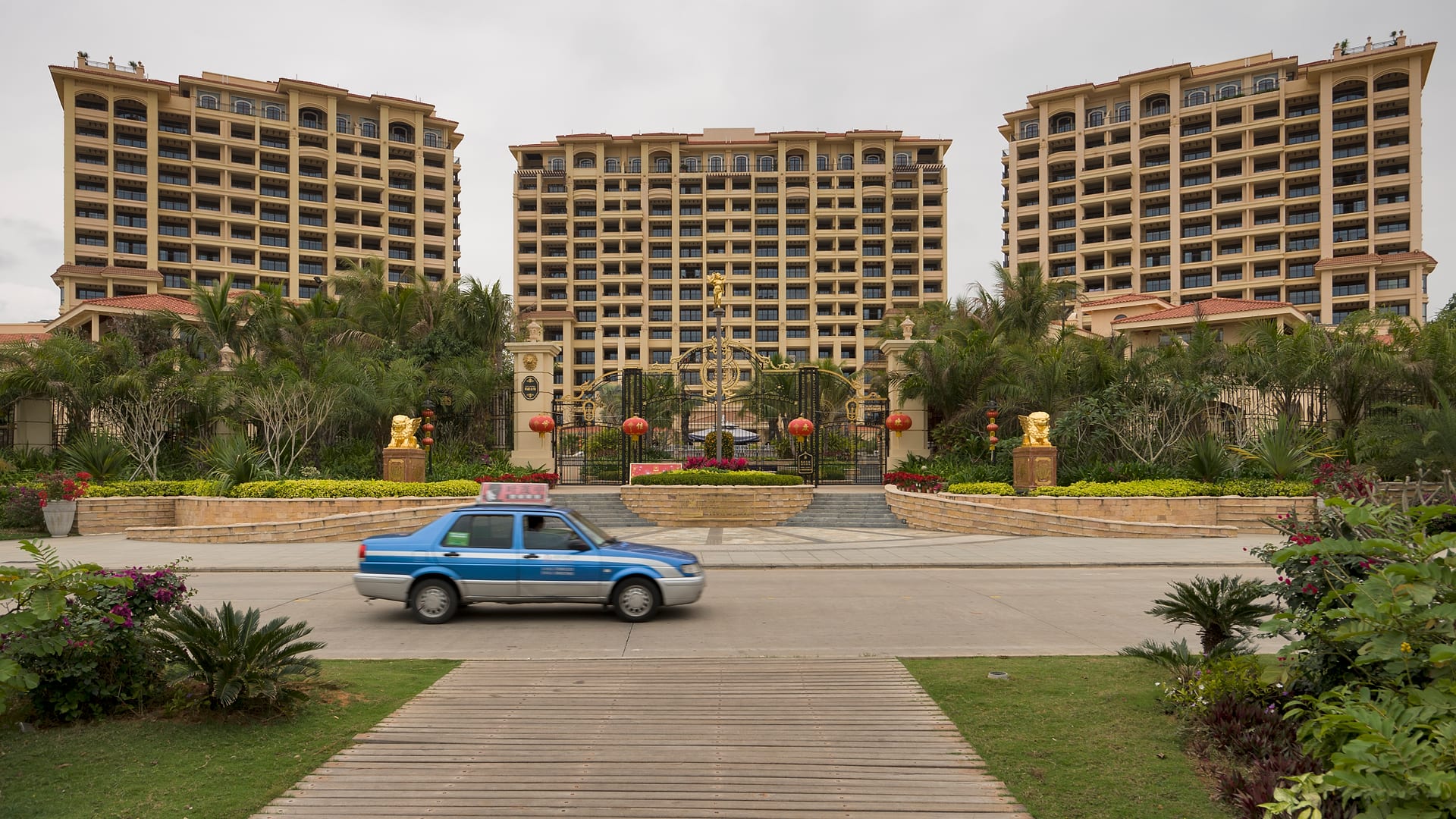 China — Sanya — architecture