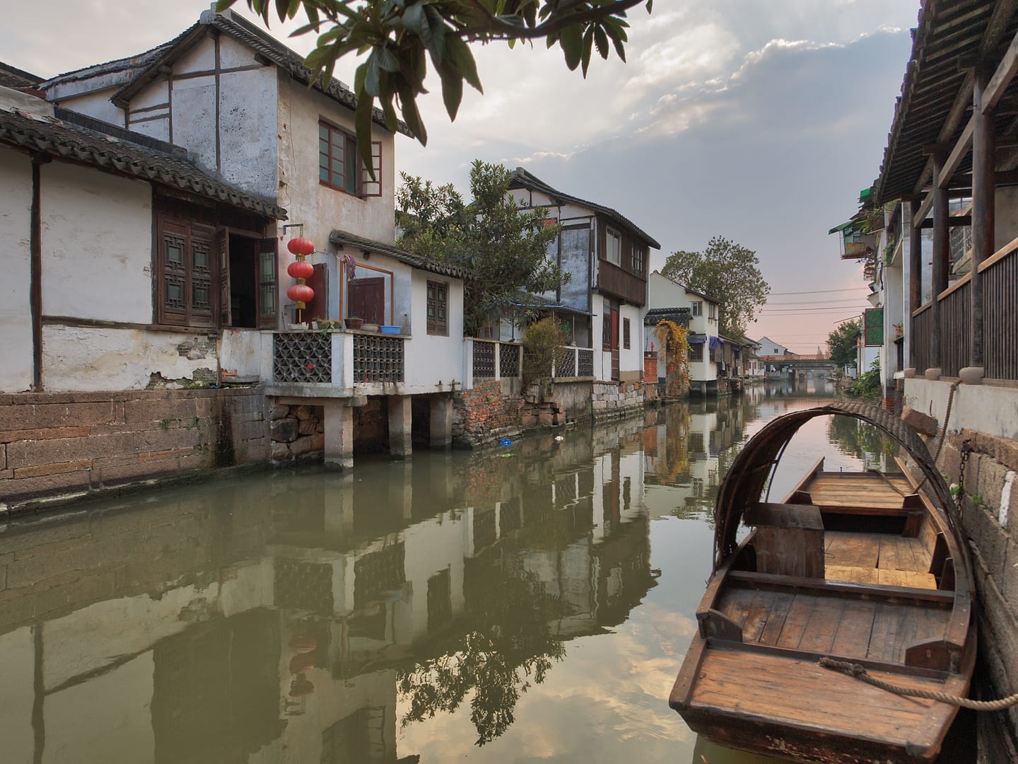 China — Shanghai — architecture