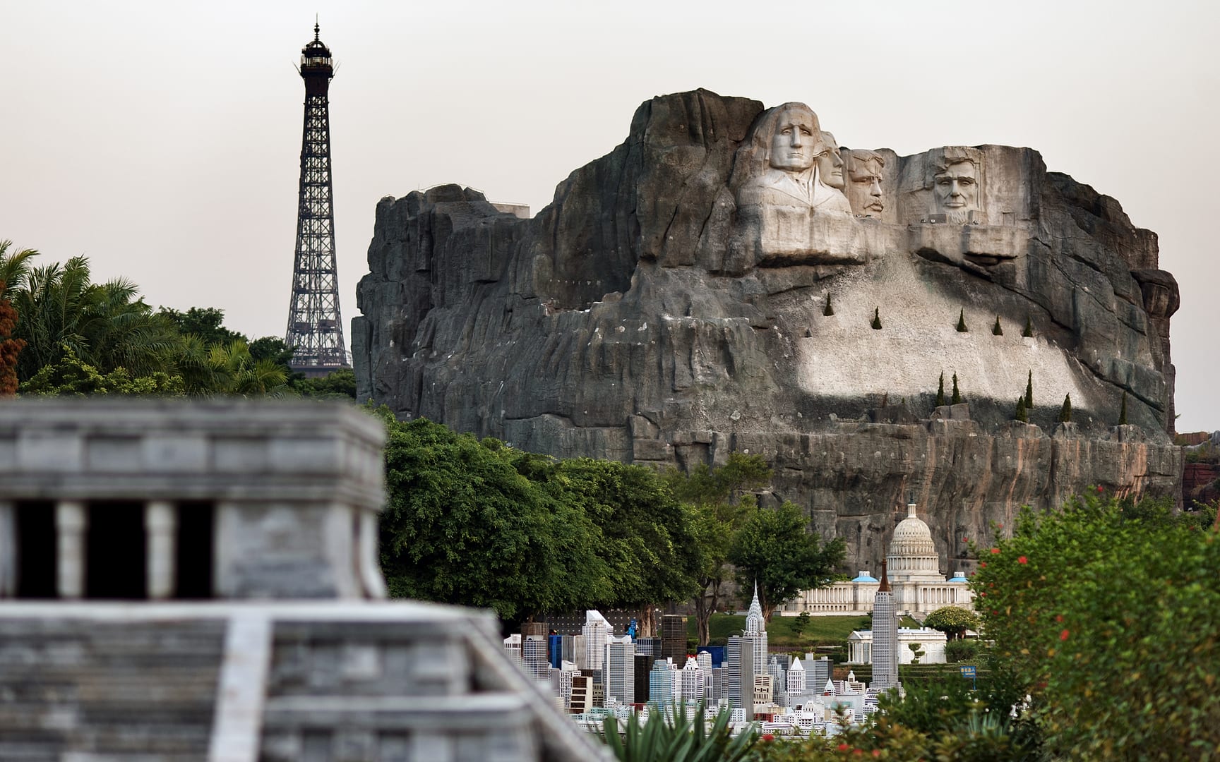 China — Shenzhen — architecture