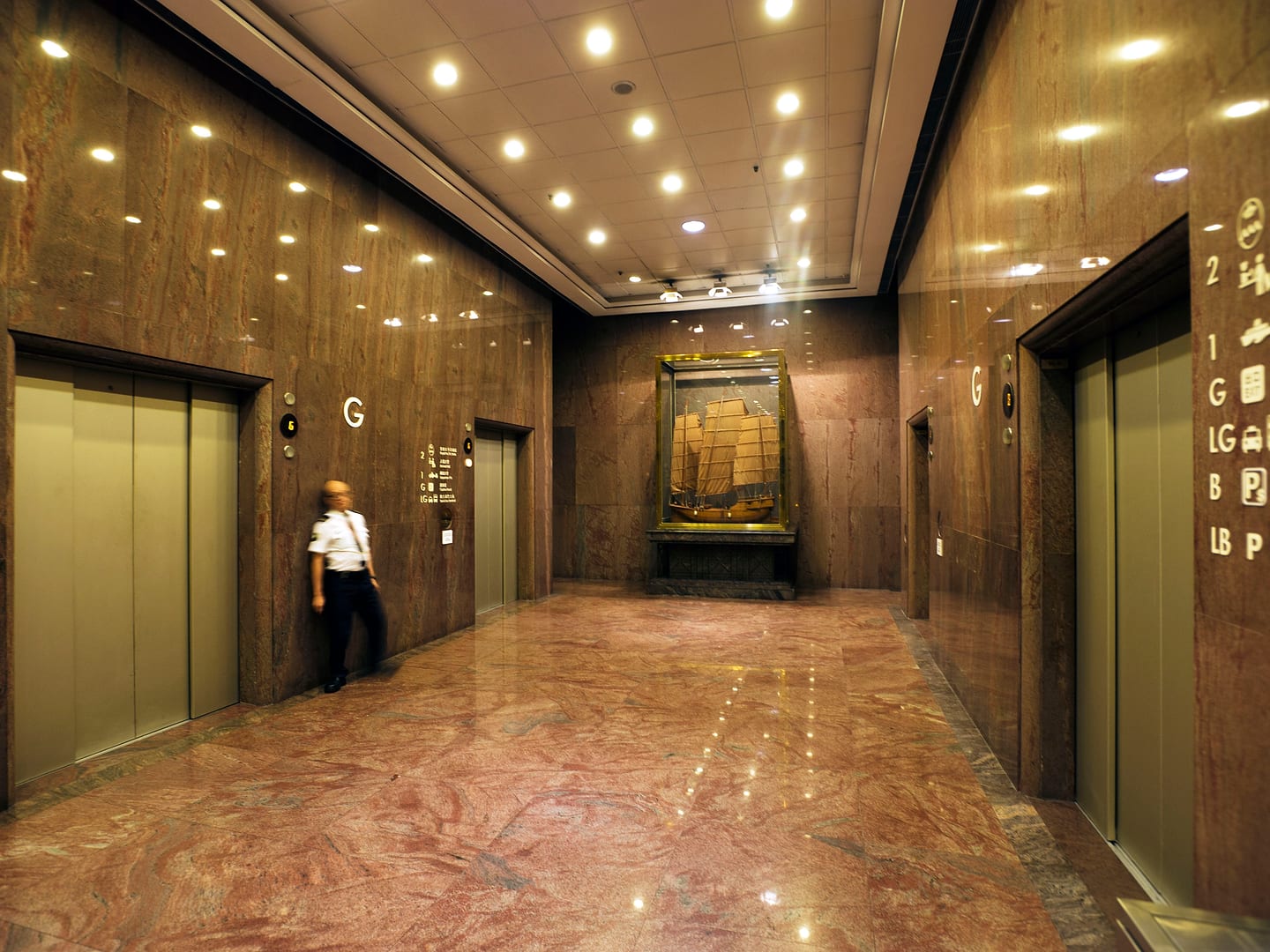 China — Hong Kong — architecture