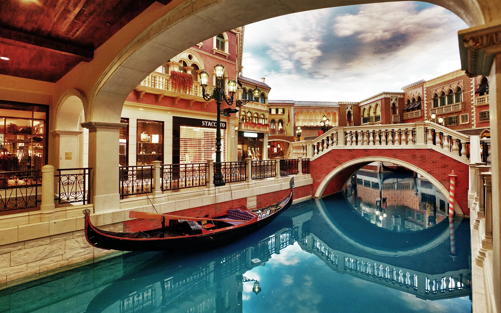 China — Hong Kong — architecture