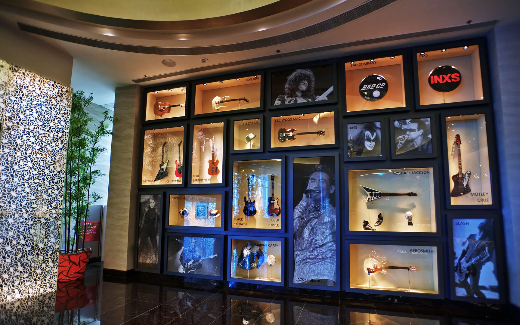 China — Hong Kong — architecture