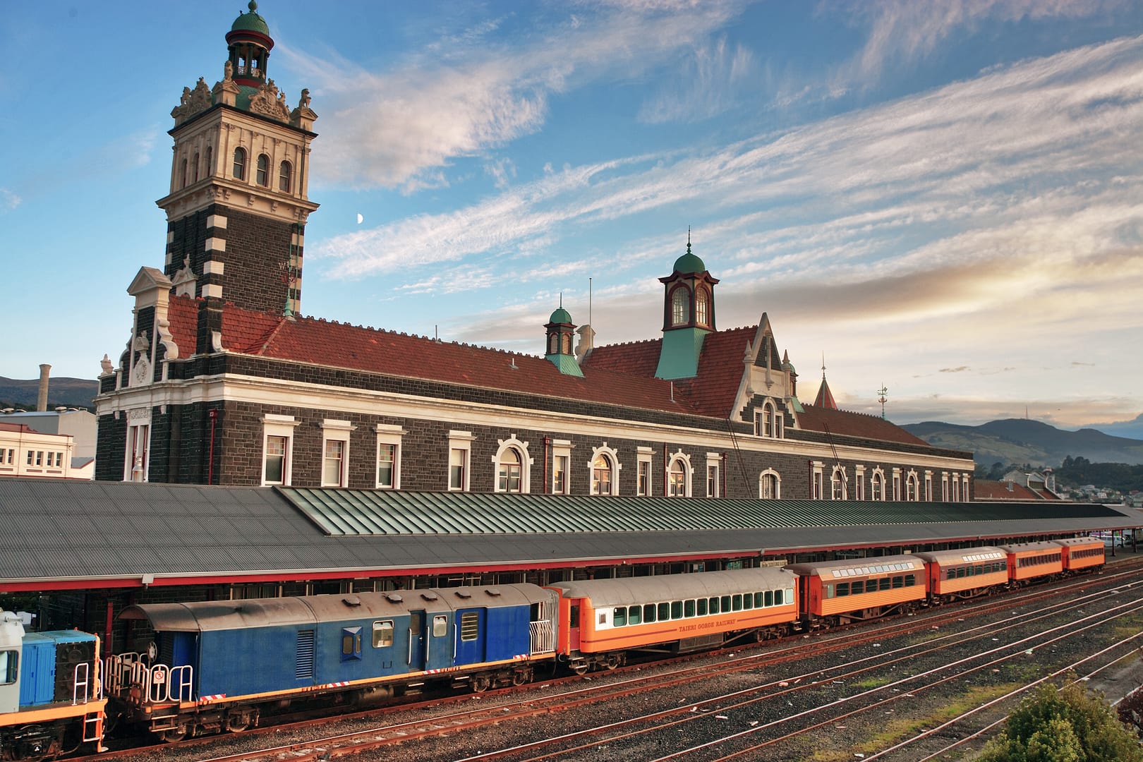 New Zealand — Dunedin — architecture