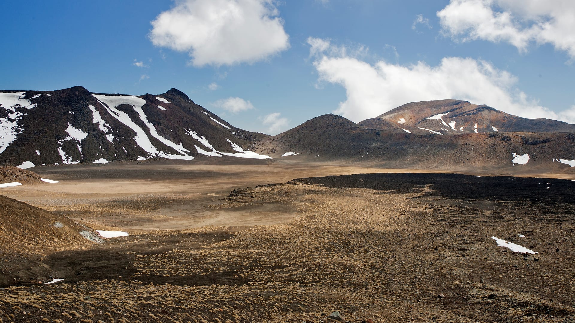 New Zealand — Tongariro — landscape