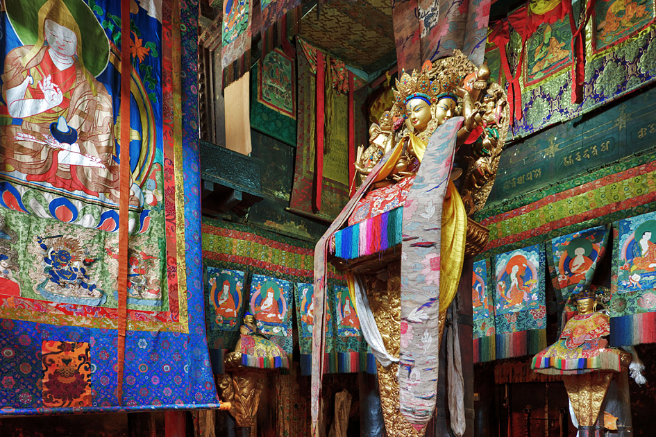 Album,Tibet,Shigatse,Tashilhunpo,Monastery,The,Main,Chanting,Hall,The,Main,Chanting,Hall,1,shafir,photo,image