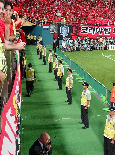 Journal,Korea,Daejeon,Korea,vs,Italy,2002,Pressure,shafir,photo,image
