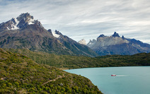 Album / Chile / Torres del Paine National Park / Largo Pehoe