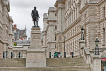 Album / England / London / Robert Clive's monument