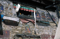 Album / Tibet / Lhasa / Streets / Small temple