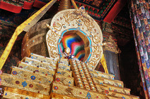 Album / Tibet / Shigatse / Tashilhunpo Monastery / The Stupa-tomb of the Tenth Panchen Lama / The Stupa-tomb of the Tenth Panchen Lama 2