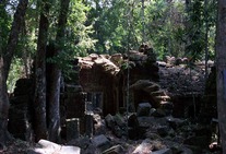 Journal / Cambodia / Phnom Kulem / Very Old Temple