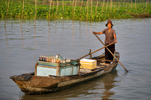 Album / Vietnam / Mekong delta / Cai Be Floating Market 17